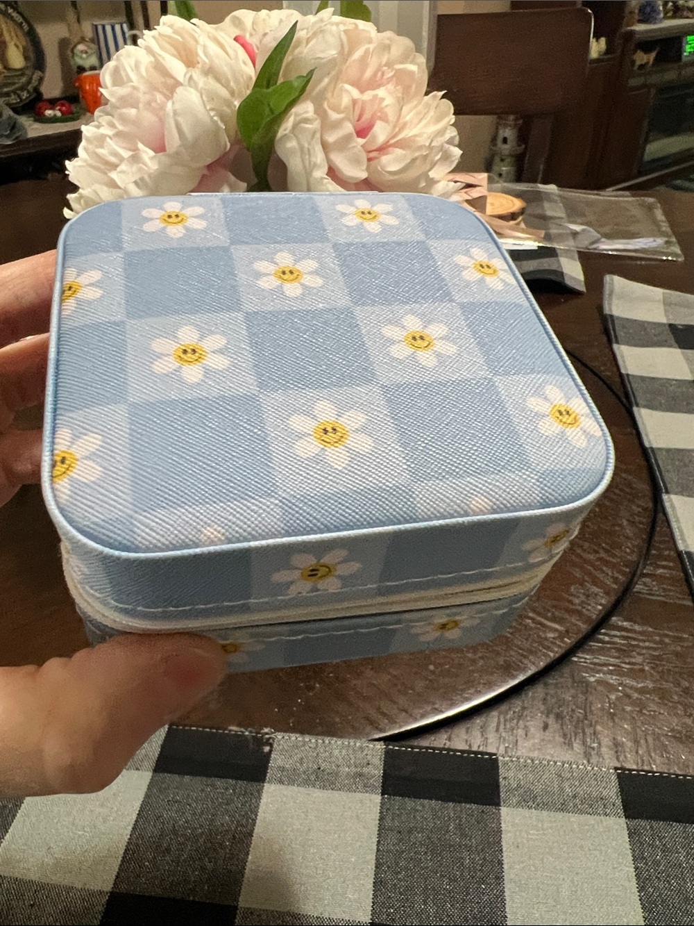 New Blue Daisy Jewelry Case - Compact Travel Organizer